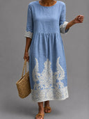 Vestido informal de mujer con estampado floral.